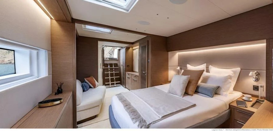 Lagoon SEVENTY 7