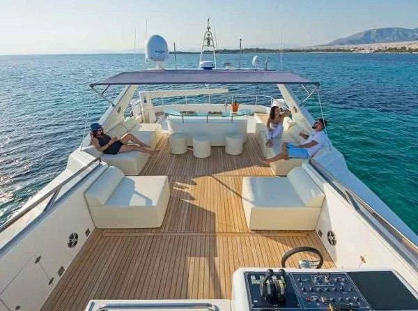 Falcon Yachts 92