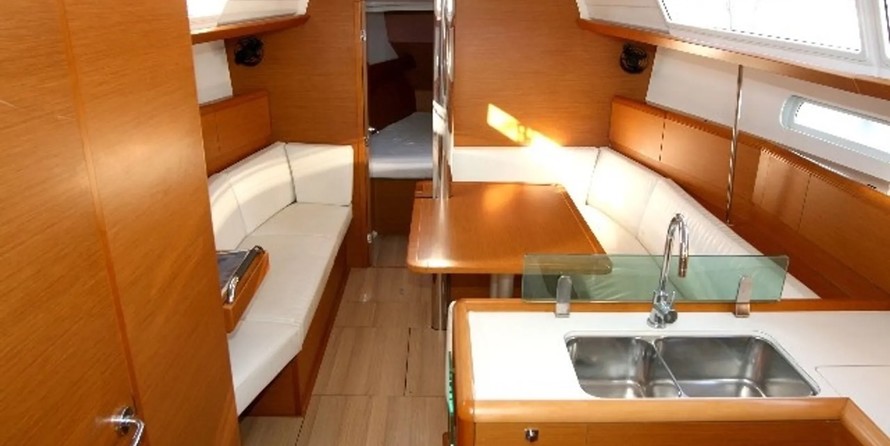 Jeanneau Sun Odyssey 389