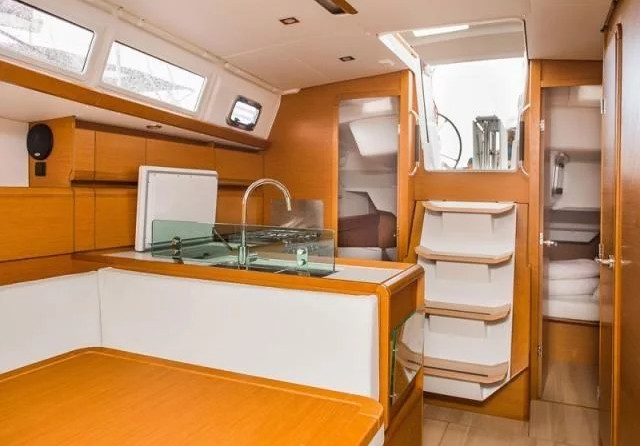 Jeanneau Sun Odyssey 389