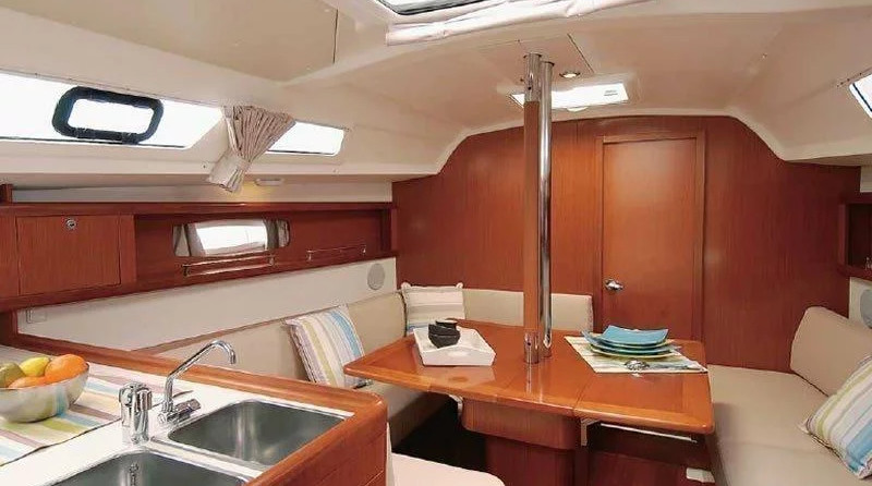 Beneteau Oceanis 34