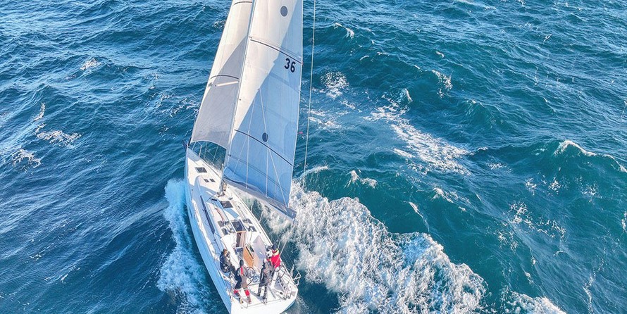 Beneteau First 36.7