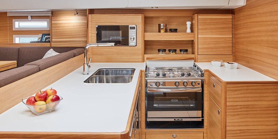 Elan Impression 50.1 - 5 + 1 cab.