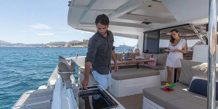 Fountaine Pajot Astrea 42