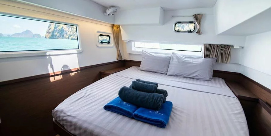 Lagoon 42 - 4 + 1 cab.