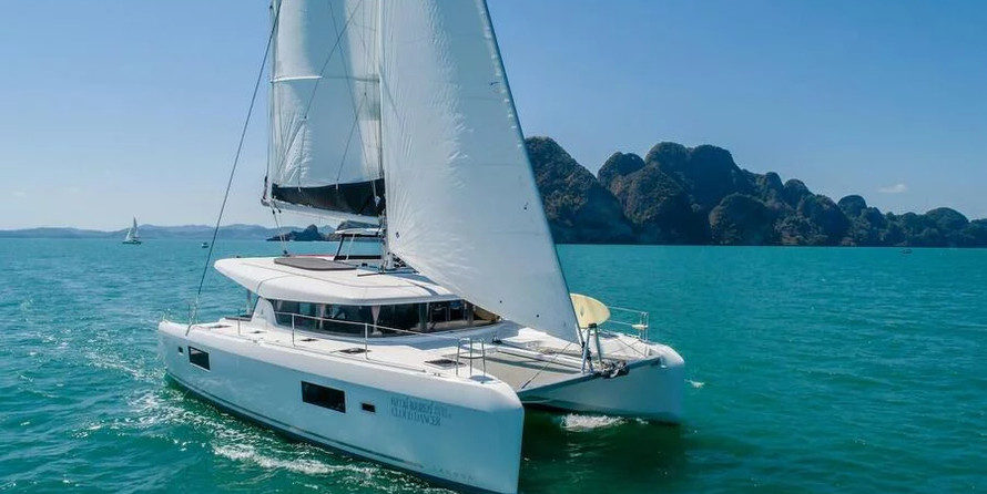 Lagoon 42 - 4 + 1 cab.