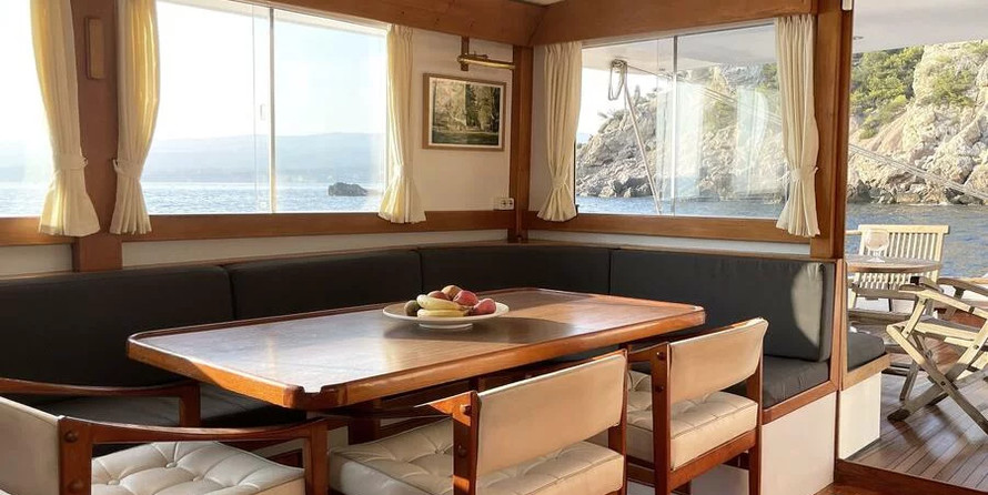 Grand Banks Europa 50