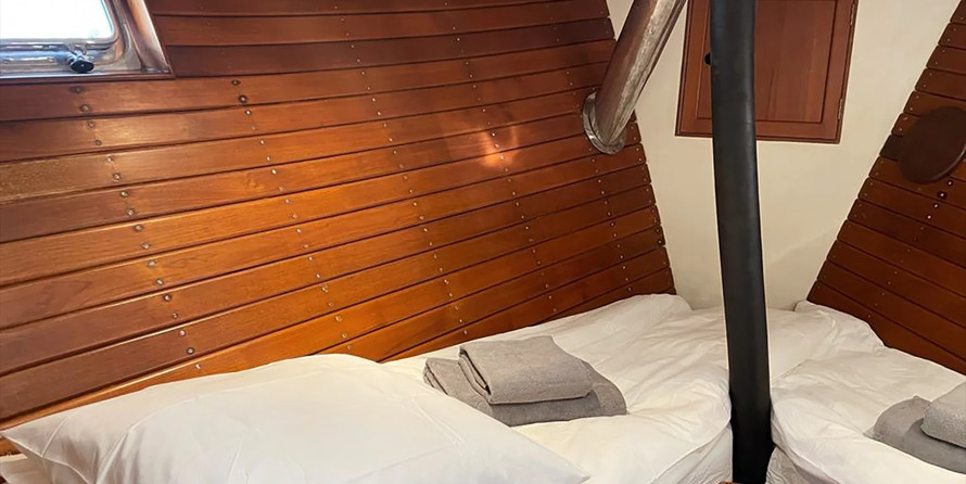 Grand Banks Europa 50