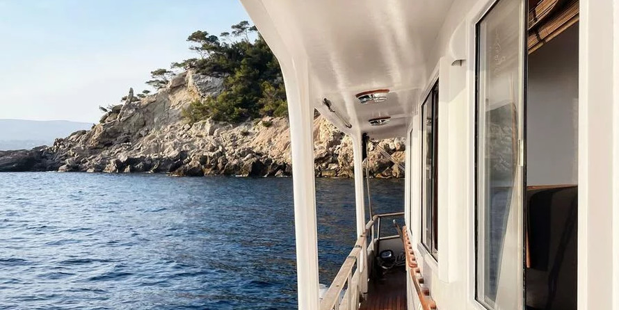 Grand Banks Europa 50