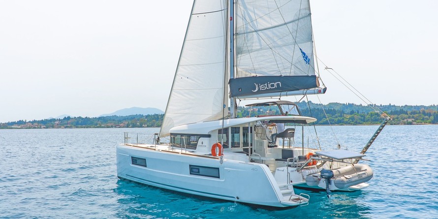 Lagoon 40