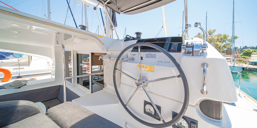 Lagoon 40
