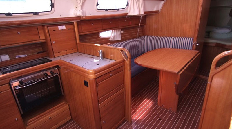 Bavaria 33 Cruiser