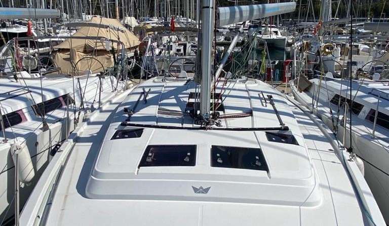 Hanse 445