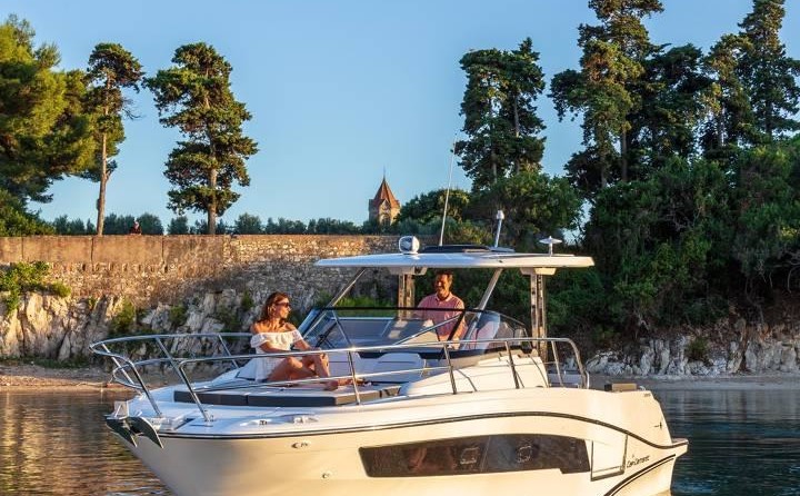 Jeanneau Cap Camarat 10.5 WA