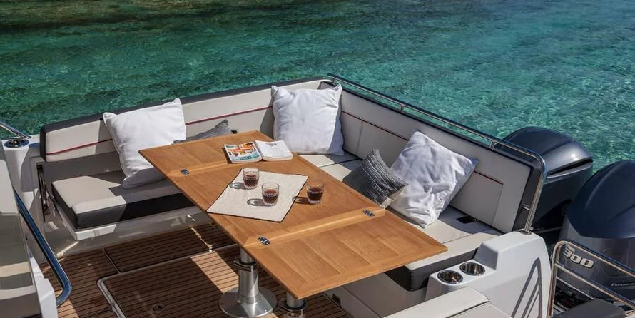 Jeanneau Cap Camarat 10.5 WA