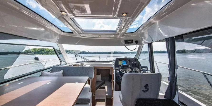 Beneteau Antares 9 OB