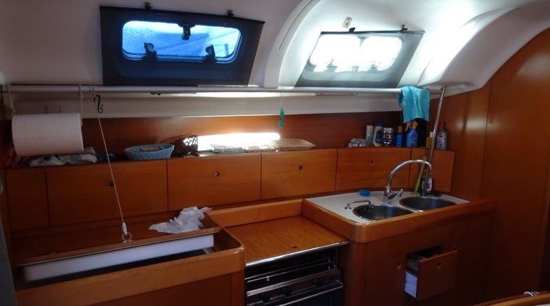 Beneteau First 42