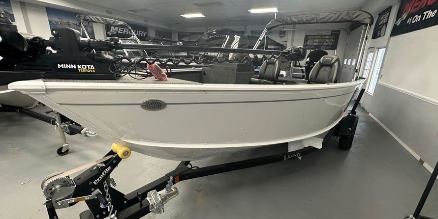 Lund Boats 1775 Impact SS