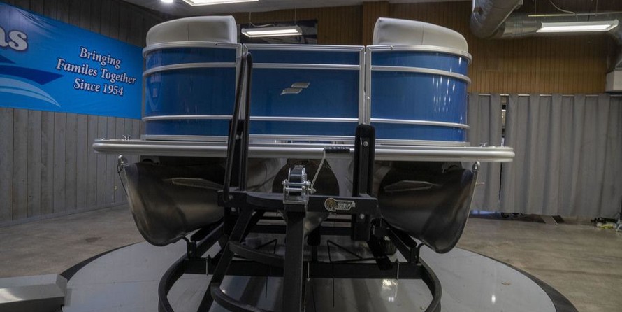 Starcraft Marine EX 22 R