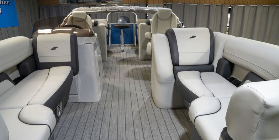 Starcraft Marine EX 22 R