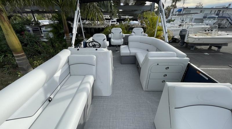 Larson LX 850 Classic SF