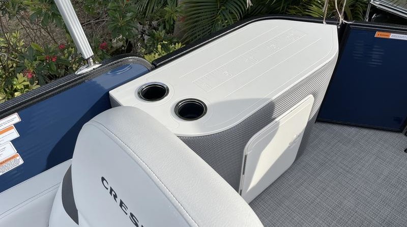 Larson LX 850 Classic SF