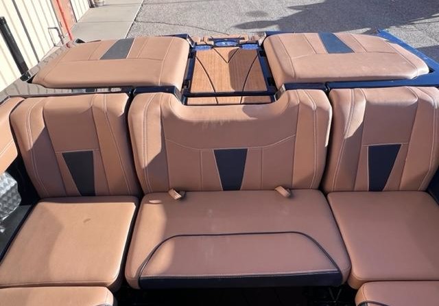 Malibu Wakesetter 23 LSV