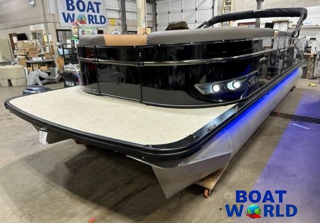 Tahoe Cascade 2385 Rear Fish Pontoon & Honda 4-Stroke EF