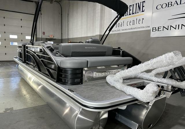 Bennington 22 LSB