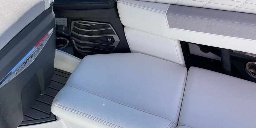 Super Air Nautique G23