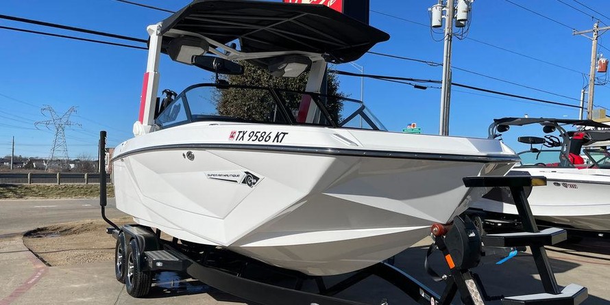 Super Air Nautique G23