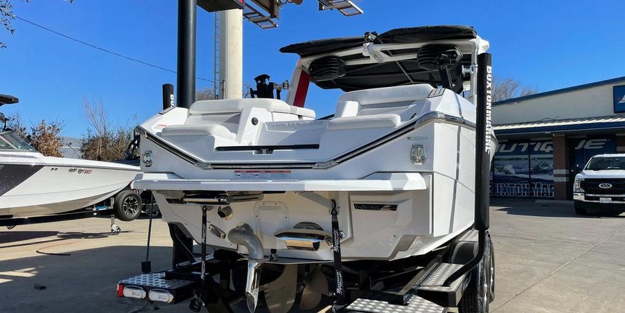 Super Air Nautique G23