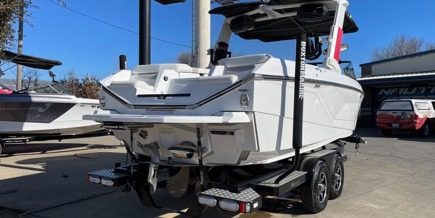 Super Air Nautique G23