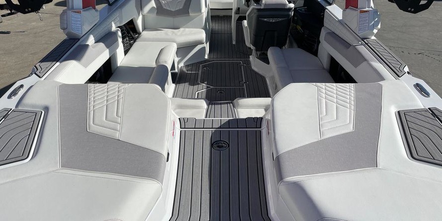 Super Air Nautique G23