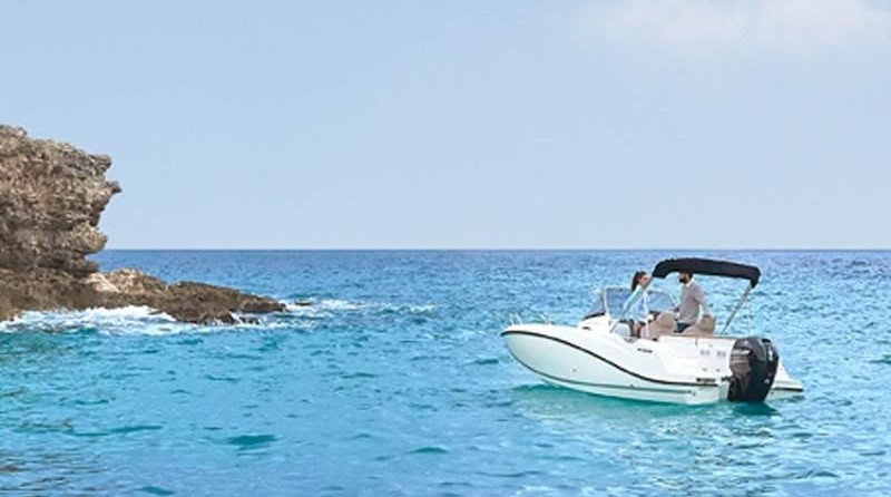 Quicksilver Activ 605 Sundeck