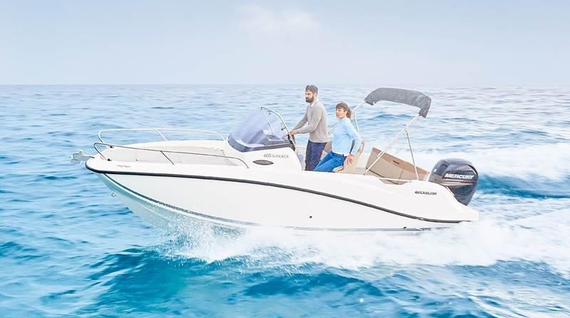 Quicksilver Activ 605 Sundeck