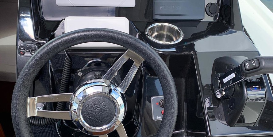 Jeanneau Merry Fisher 895