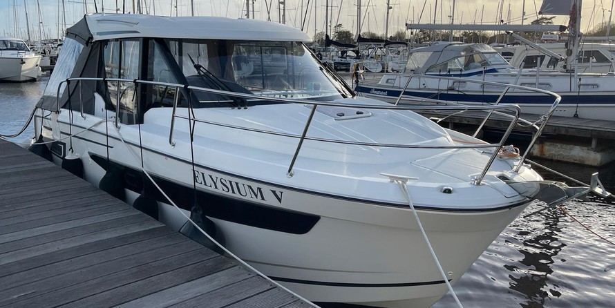 Jeanneau Merry Fisher 895