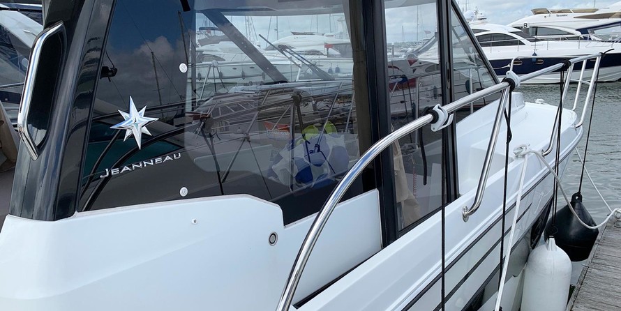 Jeanneau Merry Fisher 895