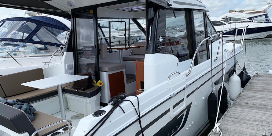 Jeanneau Merry Fisher 895