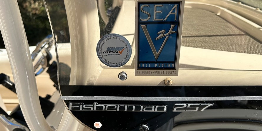 Grady-White Fisherman 257