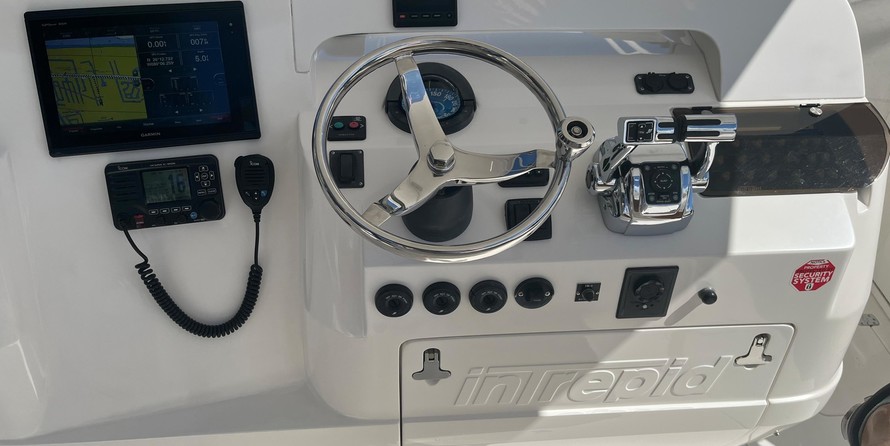 Intrepid 310 walkaround