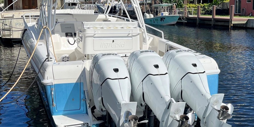 Intrepid 310 walkaround