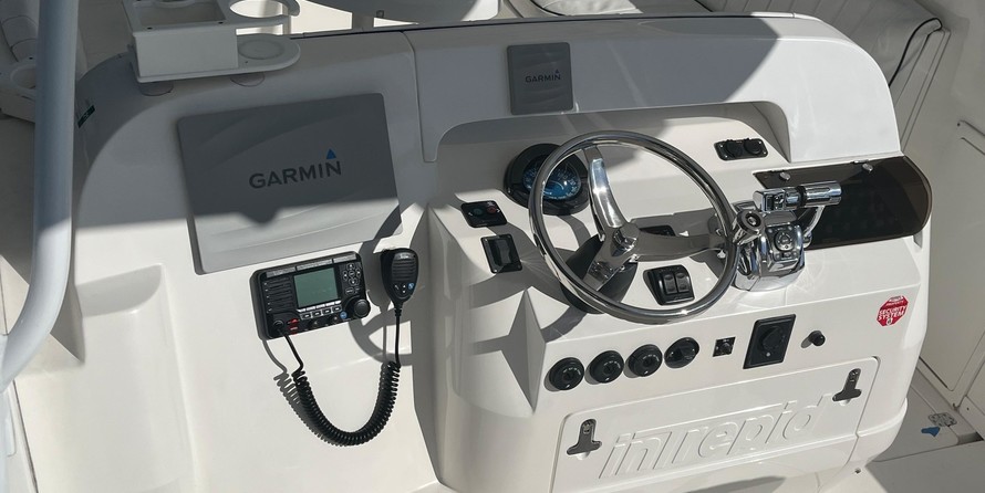 Intrepid 310 walkaround