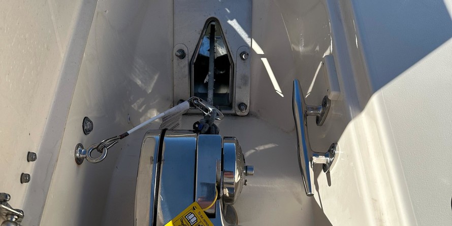 Grady-White Freedom 275