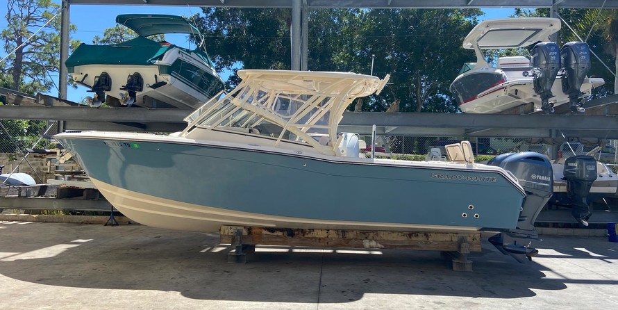 Grady-White Freedom 275