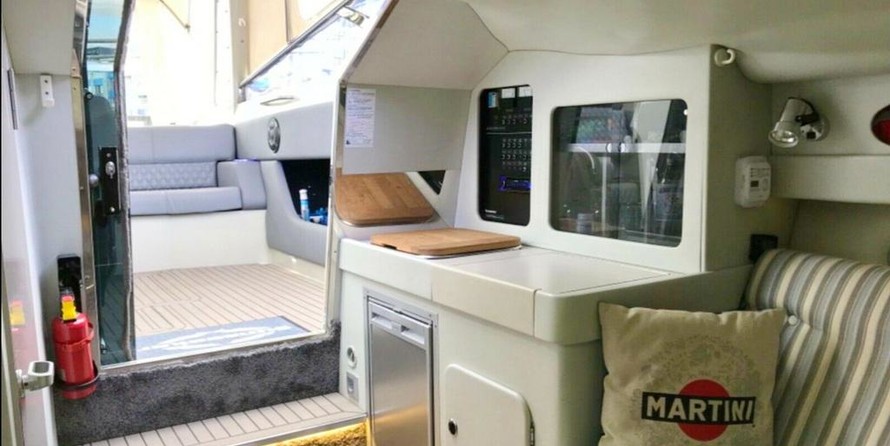 Sunseeker custom 37.40ft