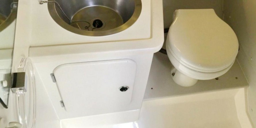 Sunseeker custom 37.40ft