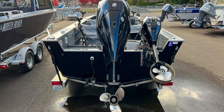 Alumaweld Columbia 23 ft