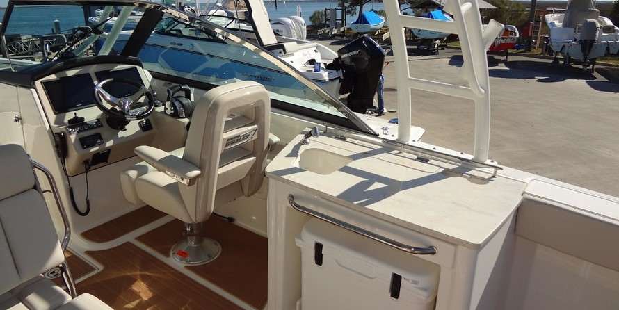 Boston Whaler 270 Vantage